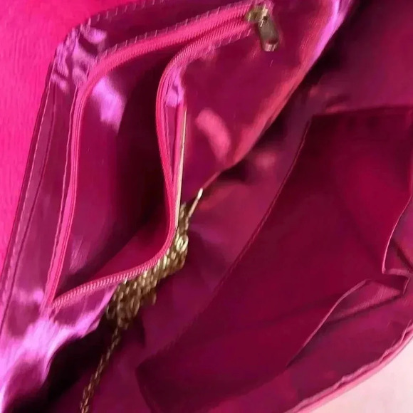 Pink Faux Leather Clutch Bag with Chain Strap - Picture 8 of 8